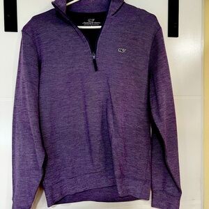 Vineyard Vines sweatshirt size small